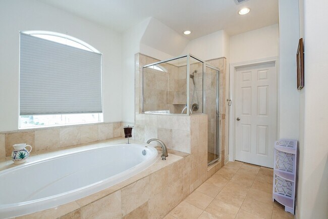 Building Photo - 191 N Timber Ridge Ct