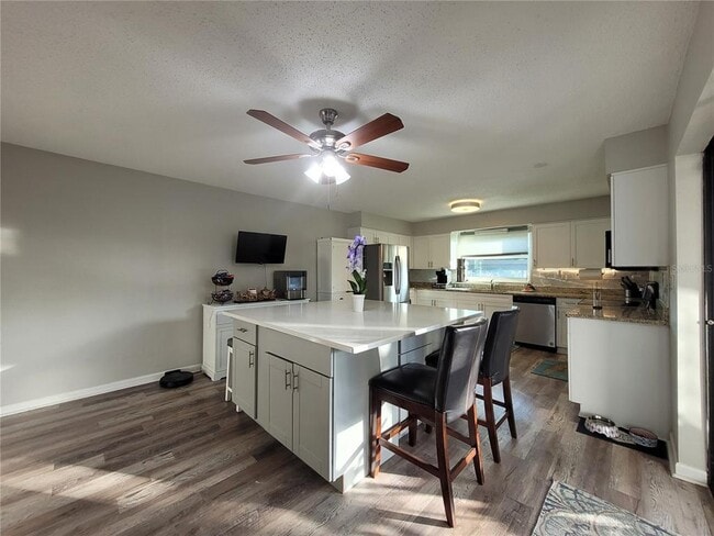 Building Photo - 14521 Catalina Cir