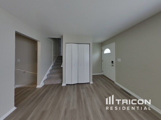 Building Photo - 614 Allanson Rd