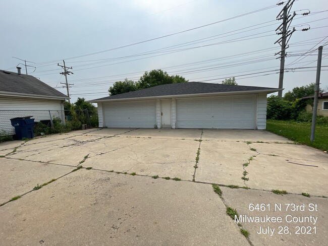 Building Photo - 6451 N 73rd St