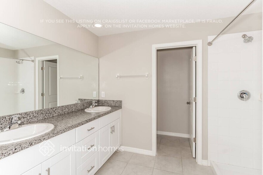 Building Photo - 11152 Riley Pines Cir