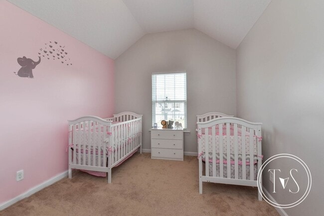 Building Photo - 1095 Marne Blvd