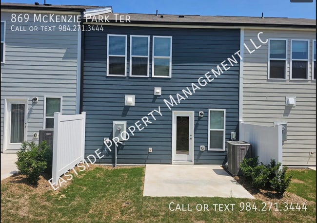 Building Photo - 869 McKenzie Pk Ter