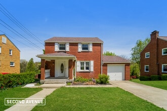 Building Photo - 945 Sunglow St