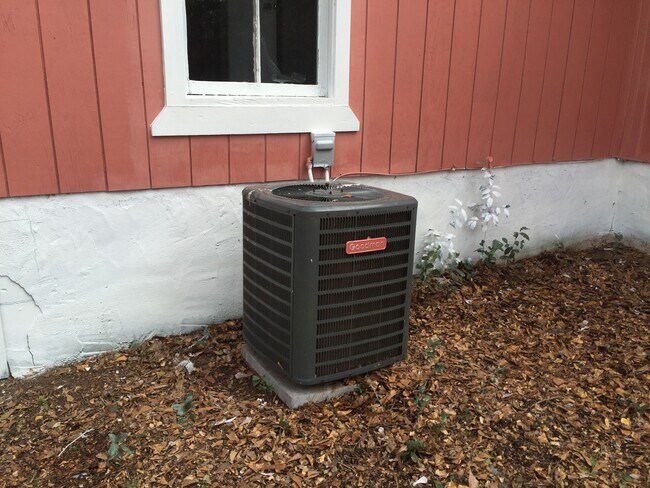 Building Photo - **UPCOMING**3 Bedroom / 2.5 Bathroom Home for Rent in East Columbus, GA***