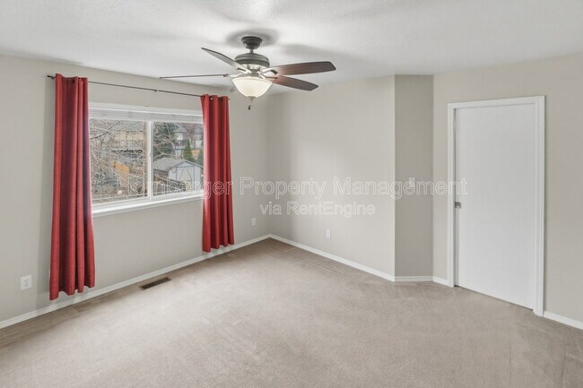 Building Photo - 3628 E 23rd Ave