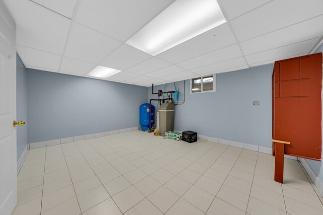 Building Photo - 2226 Shannondale Dr