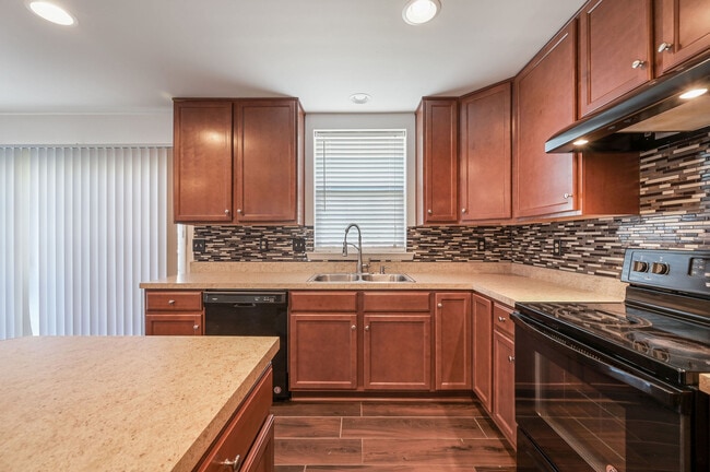 Building Photo - 14 Dilworthtown Dr