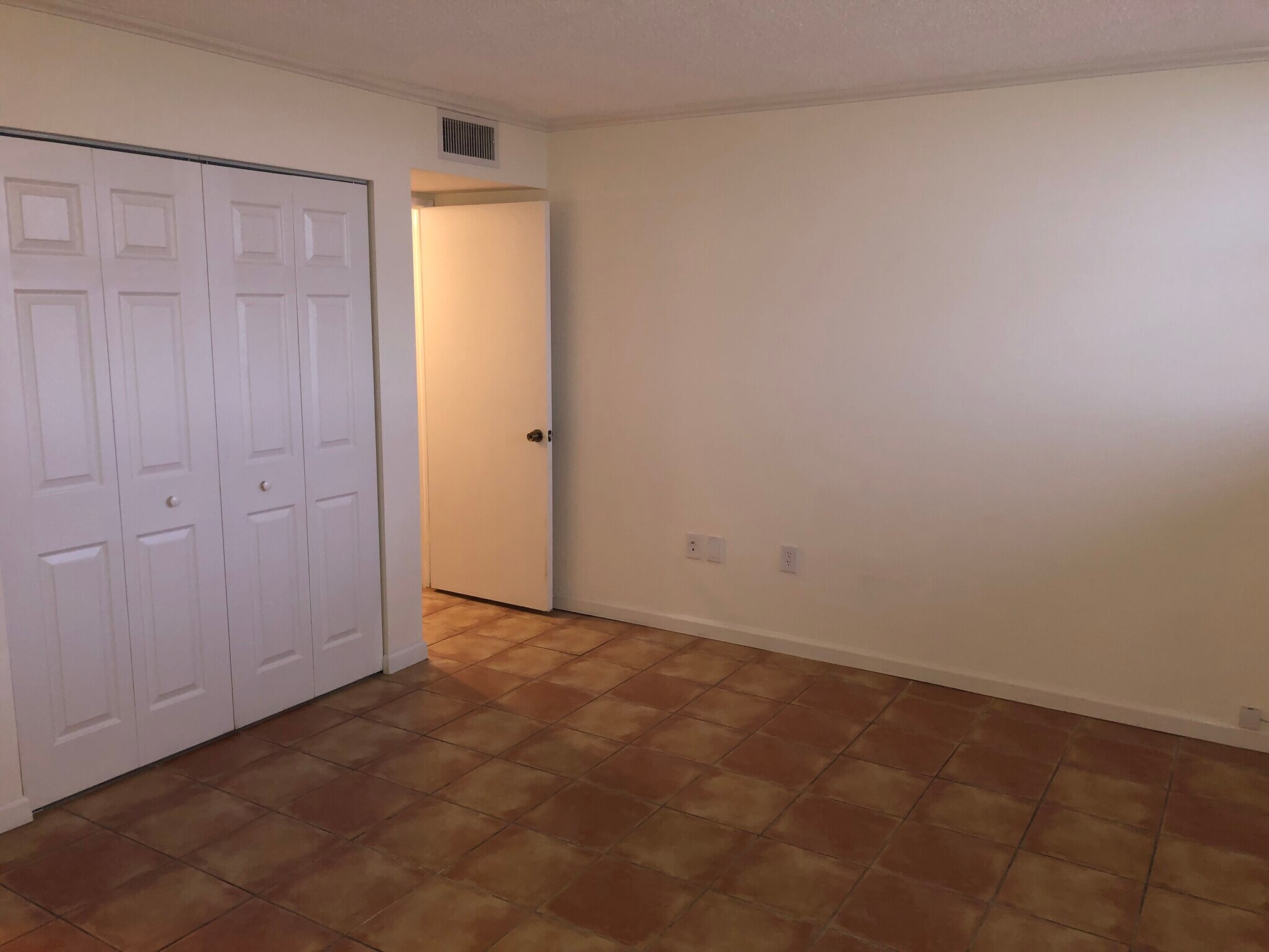 Building Photo - 10145 NW 9th Street Cir