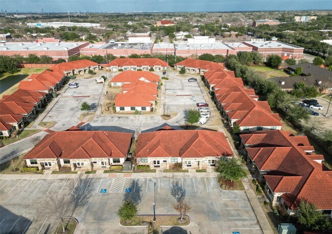 Building Photo - 4502 Riverstone Blvd