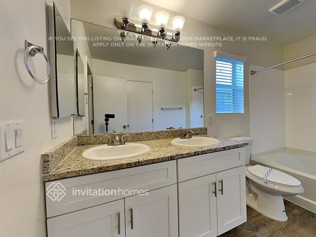 Building Photo - 3933 W Irwin Ave