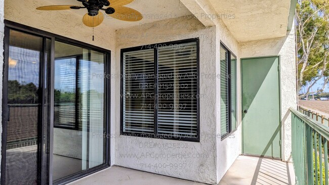 Building Photo - 7113 Apricot Dr