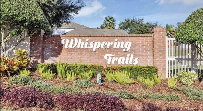 Building Photo - 2210 Whispering Trails Dr