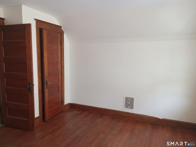 Building Photo - 1412-1414 Dixwell Ave