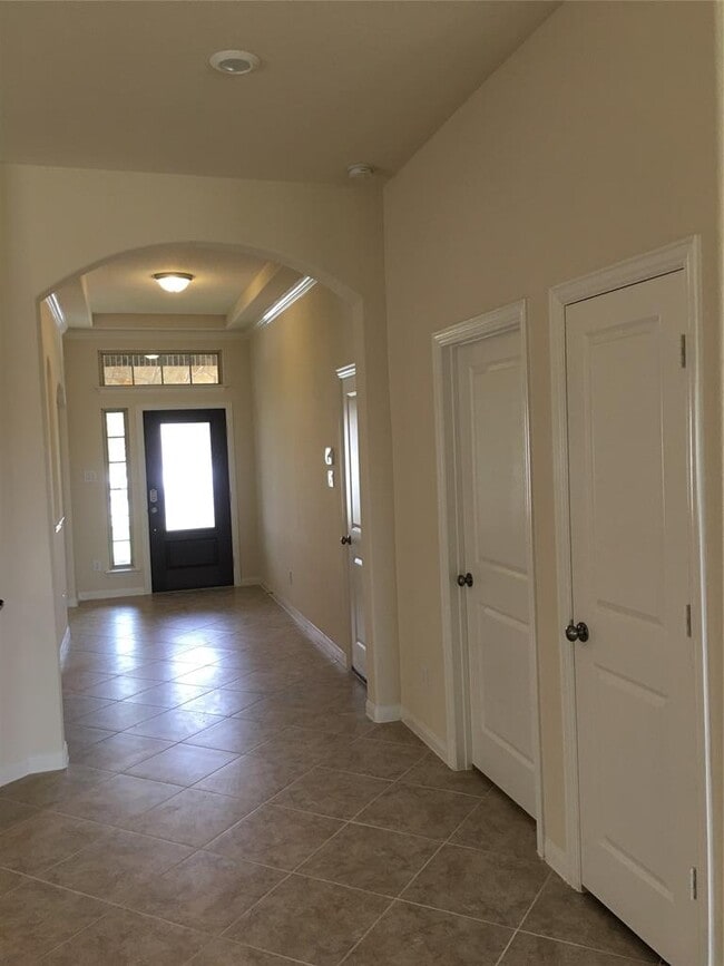 Building Photo - 4047 Flowstone Ln