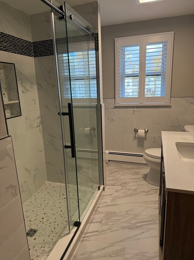 Building Photo - 182 Arnoldale Rd