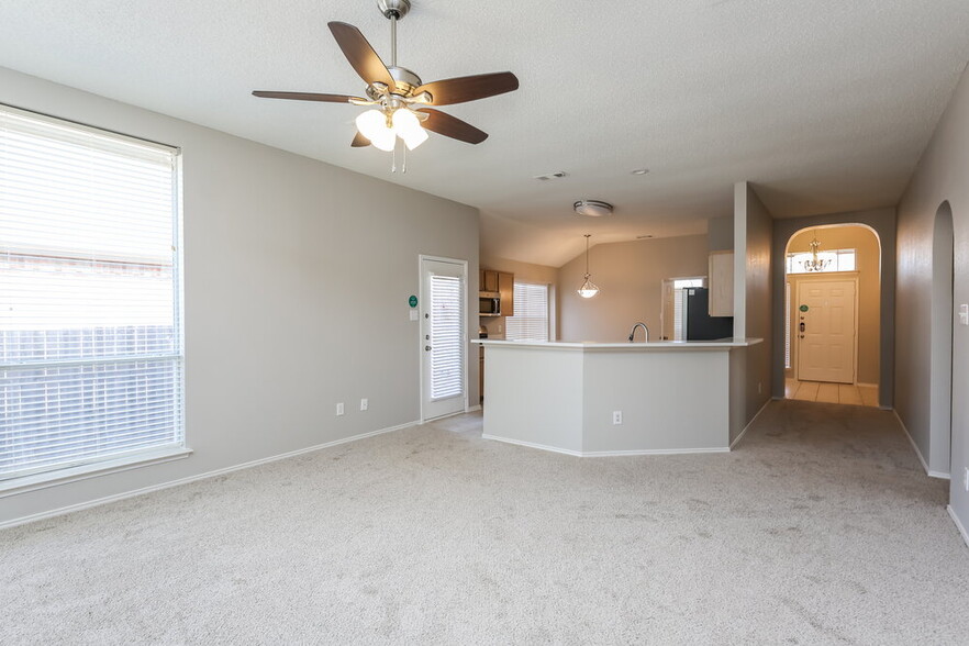 Building Photo - 6212 Bowin Dr