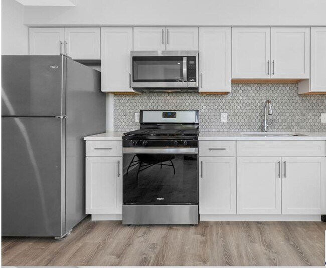 Primary Photo - 1 bedroom in Everett MA 02368