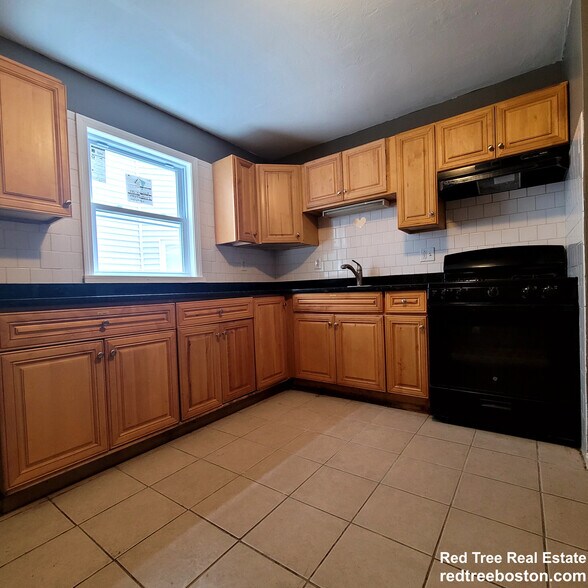 Building Photo - 202 Norwell St