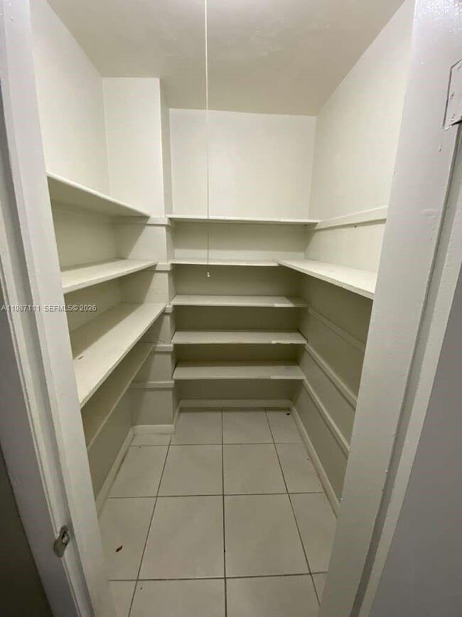 Building Photo - 9815 Pan American Dr