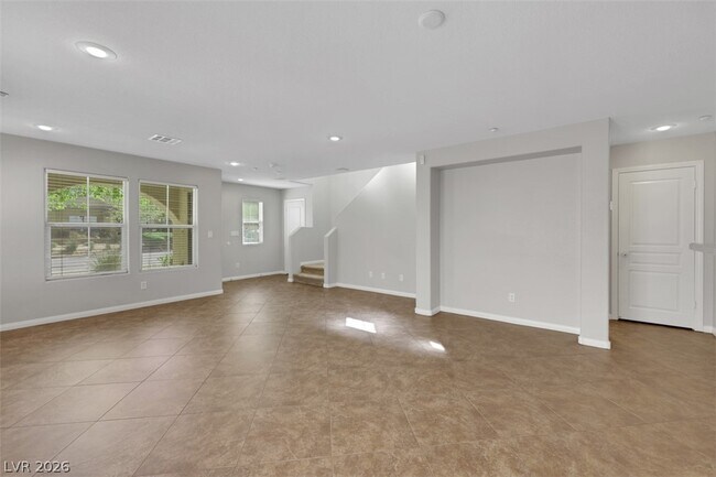 Building Photo - 2089 Waterlily View St