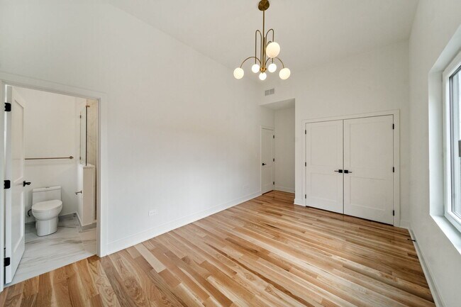 Building Photo - 1355 W 16th St