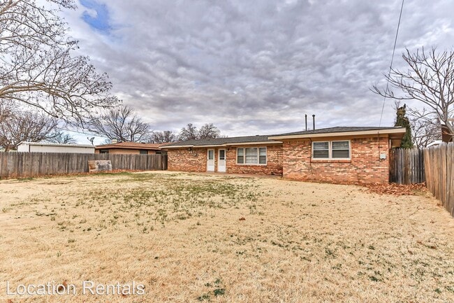 Building Photo - 3 br, 2 bath House - 4829 45th Street