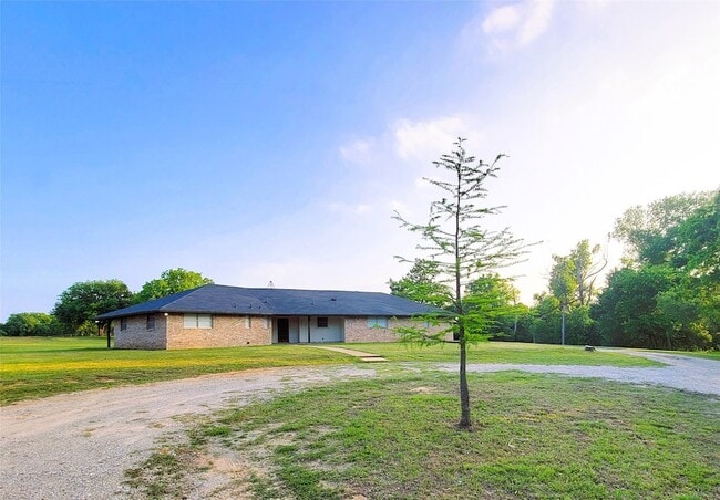 Building Photo - 3902 E Bankhead Hwy