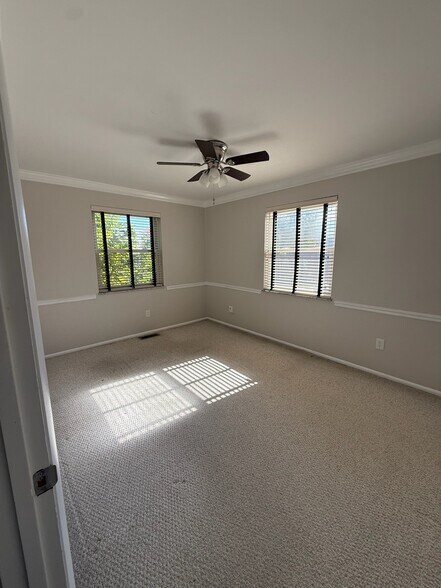 Building Photo - 10315 Forest Brook Ln