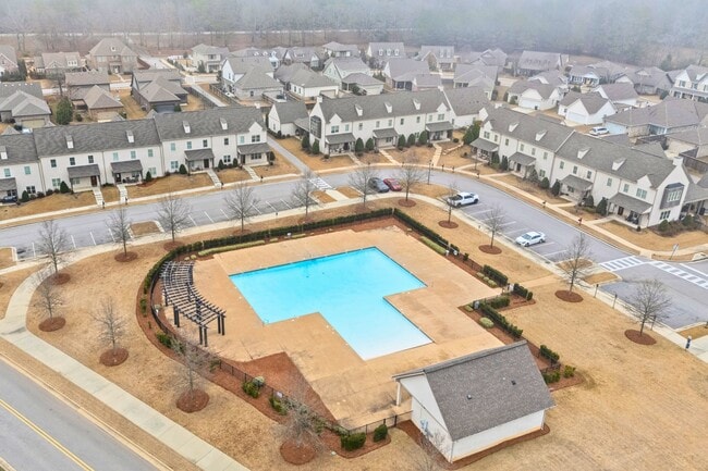 Building Photo - 2272 Pam Cir