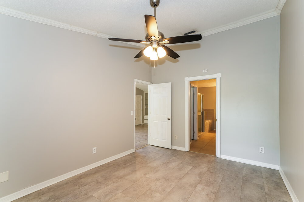 Building Photo - 4313 Longshore Dr