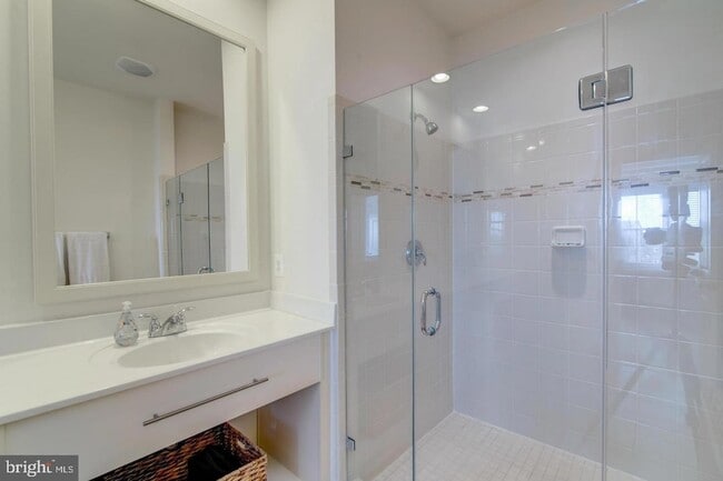 Building Photo - 42261 Riggins Ridge Terrace