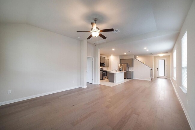 Building Photo - 8208 Cottage Rose Dr