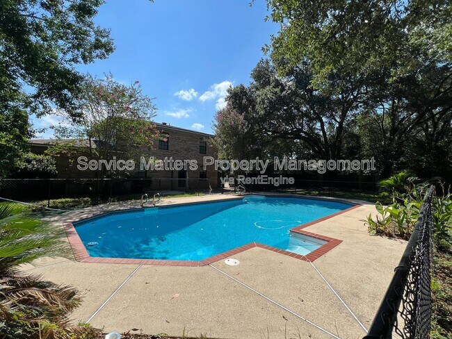 Building Photo - 5067 Serry Ln
