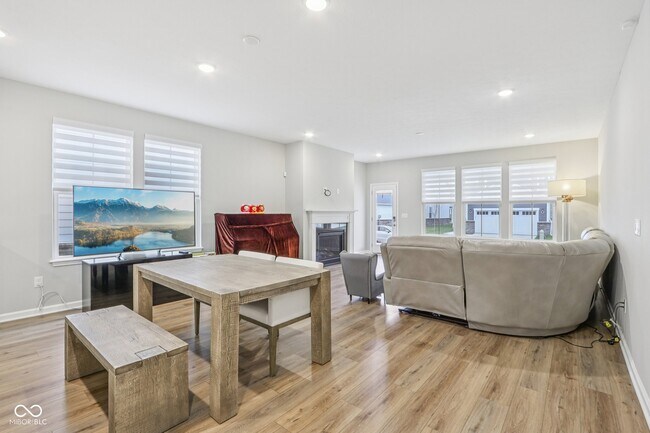 Building Photo - 14459 Bishop Birch Pl