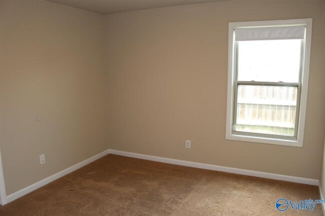 Building Photo - 2438 Belltown Dr SW