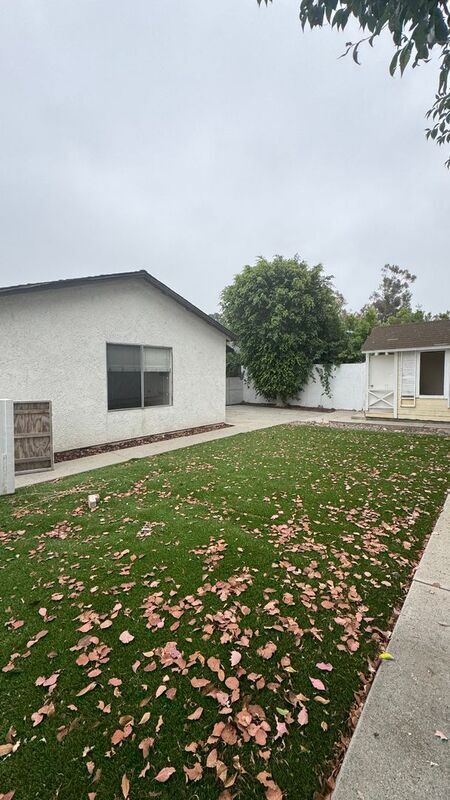 Building Photo - 22691 Via Santa Maria
