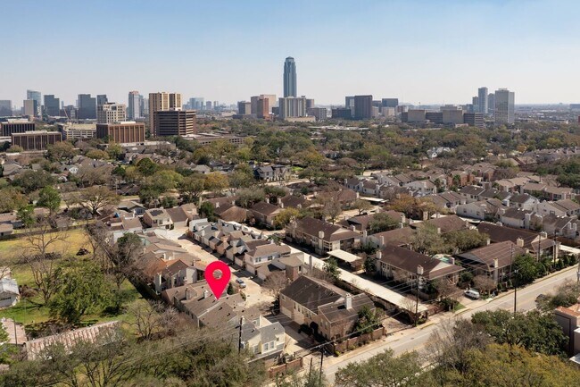 Building Photo - 1829 Bering Dr