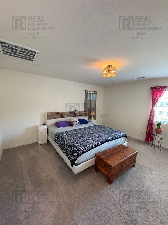 Building Photo - Spacious Corner Lot Home in Desirable Winchester Community – 3 Bed + Office + Large Backyard!