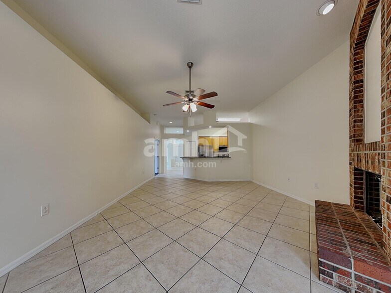 Building Photo - 3704 Lockridge Dr