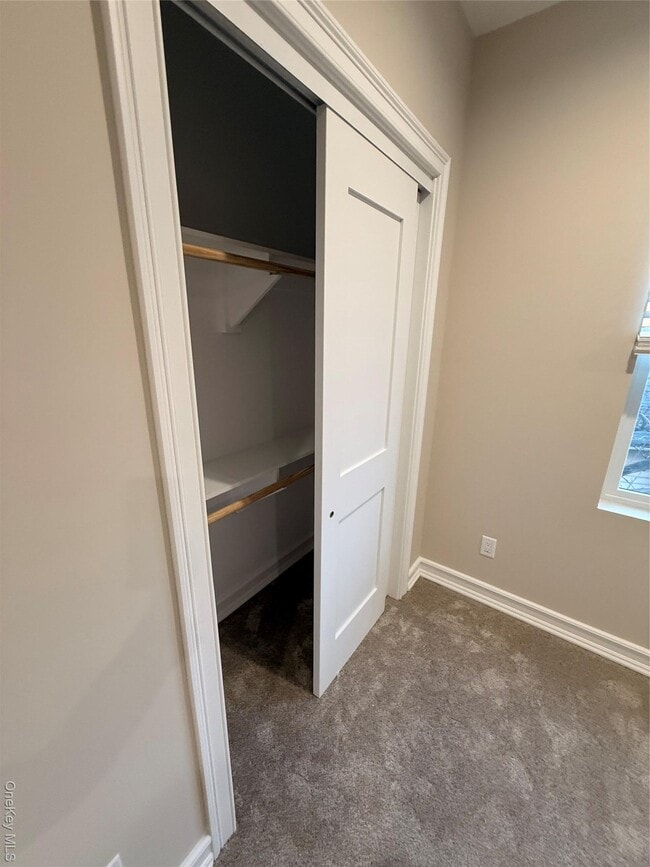 Building Photo - 122 Greenwich Ave