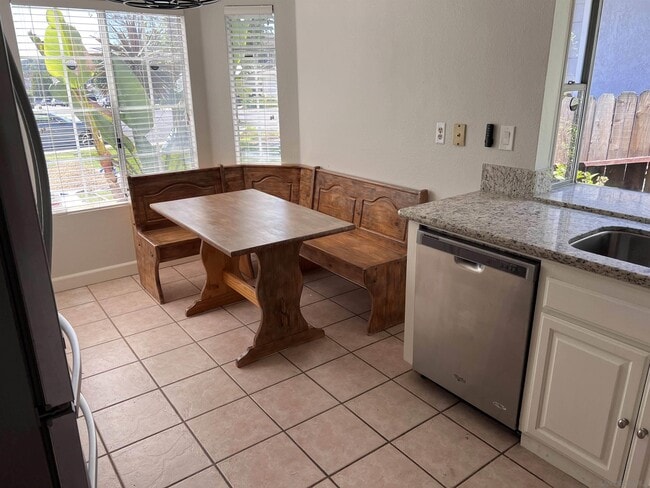 Building Photo - 12168 Waverly Downs Ln