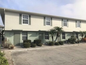 Building Photo - 26386 Nadir Rd