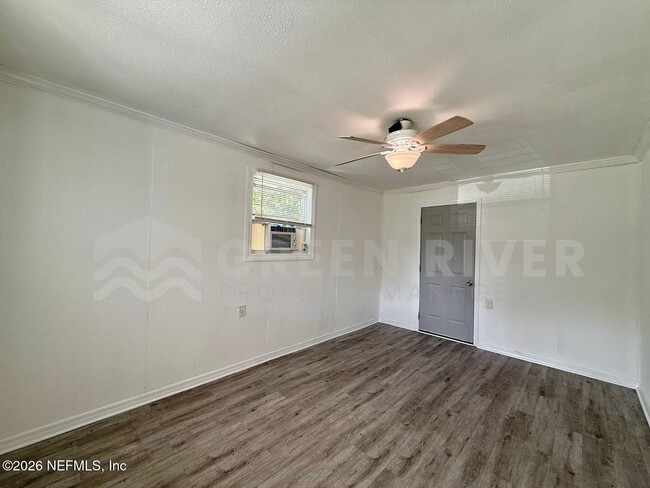 Building Photo - 4623 Suffolk Ave