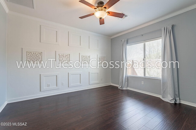 Building Photo - 1254 W Versilia Dr