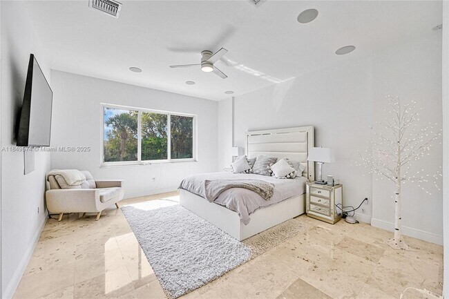 Building Photo - 1500 SW 171st Terrace