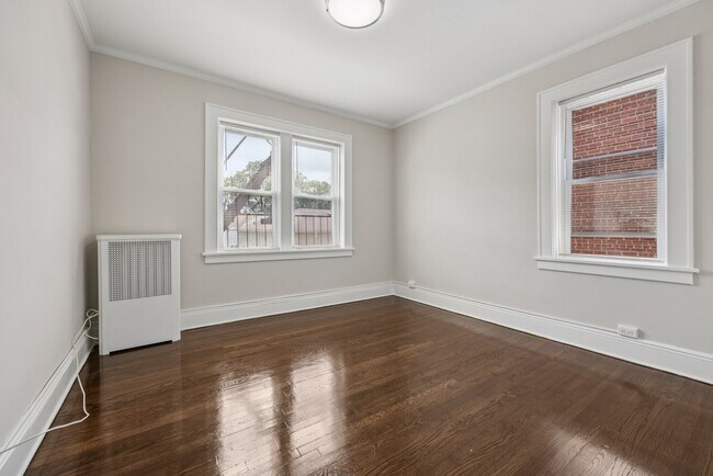 Building Photo - 539 Joralemon Street Apts