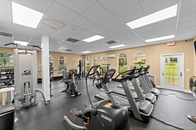 Building Photo - 2 Bedroom, 2 Bath Townhome in Beautiful La...