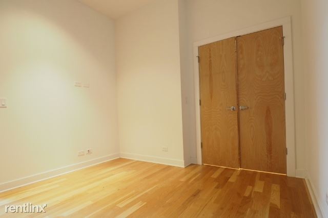 Building Photo - 1 br, 1 bath Condo - 1919 W Armitage Ave