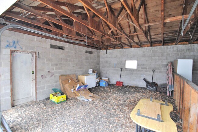 Building Photo - 24 S 300 E